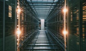 Cloud computing vs traditional computing